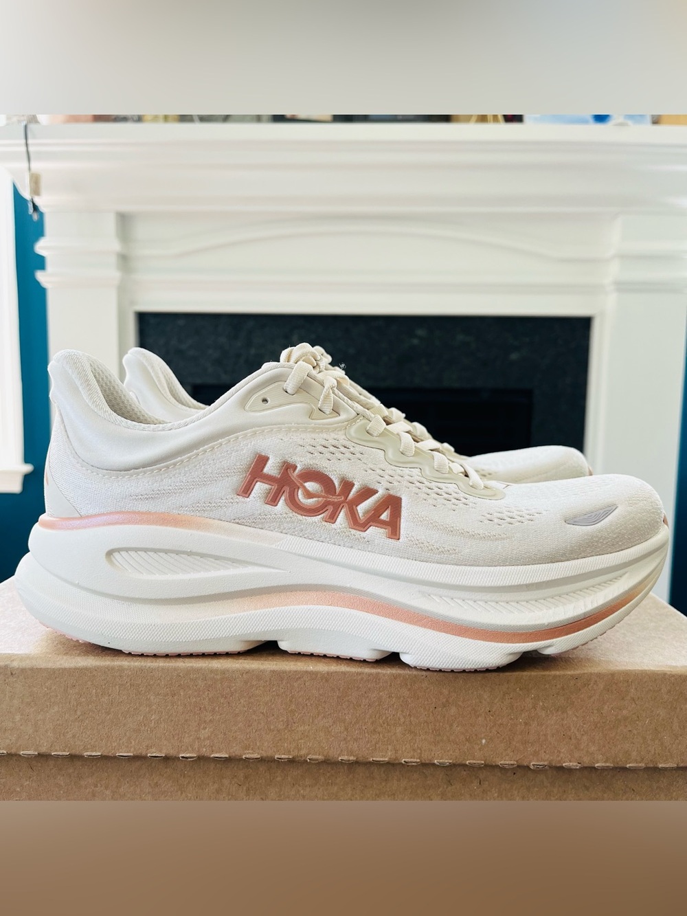Sz 11 Hoka Bondi 9 Women's Running Shoes Oat Milk/Rose Gold 1162012/OSG